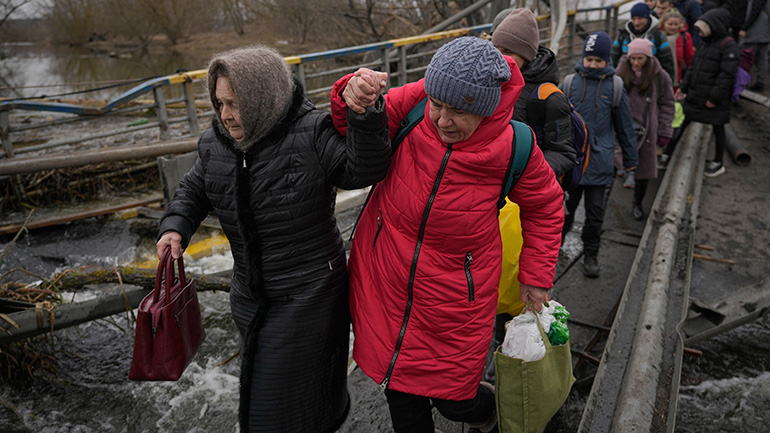 Ουκρανία: Ανοίγει ανθρωπιστικός διάδρομος για την απομάκρυνση πολιτών από το Λουχάνσκ